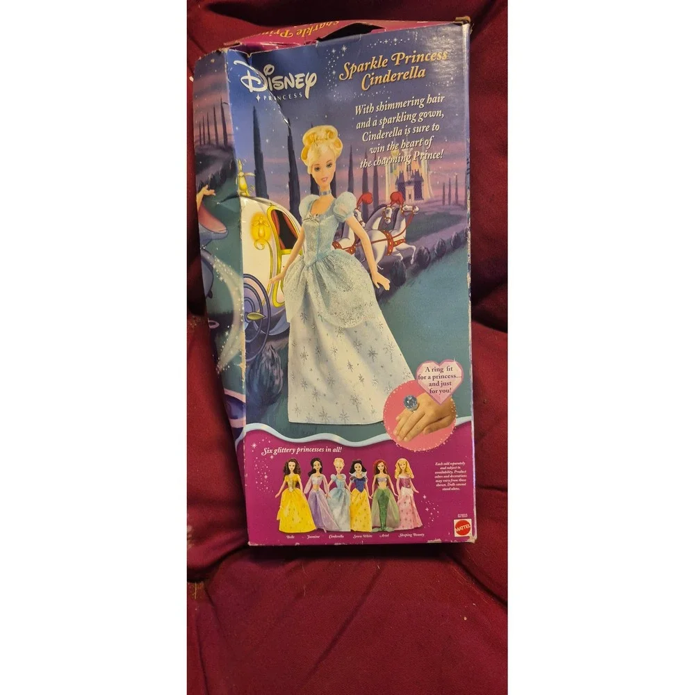 Disney Princess Sparkle Princess Cinderella Doll Mattel G7933 Blue Gown and Ring
